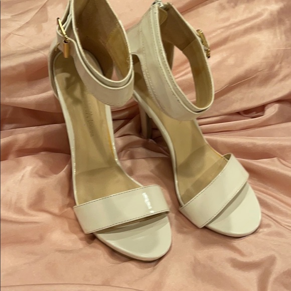 White Heels - Picture 2 of 5